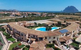 Residence Le Ginestre / Ataras